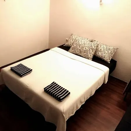 D&d Suites *